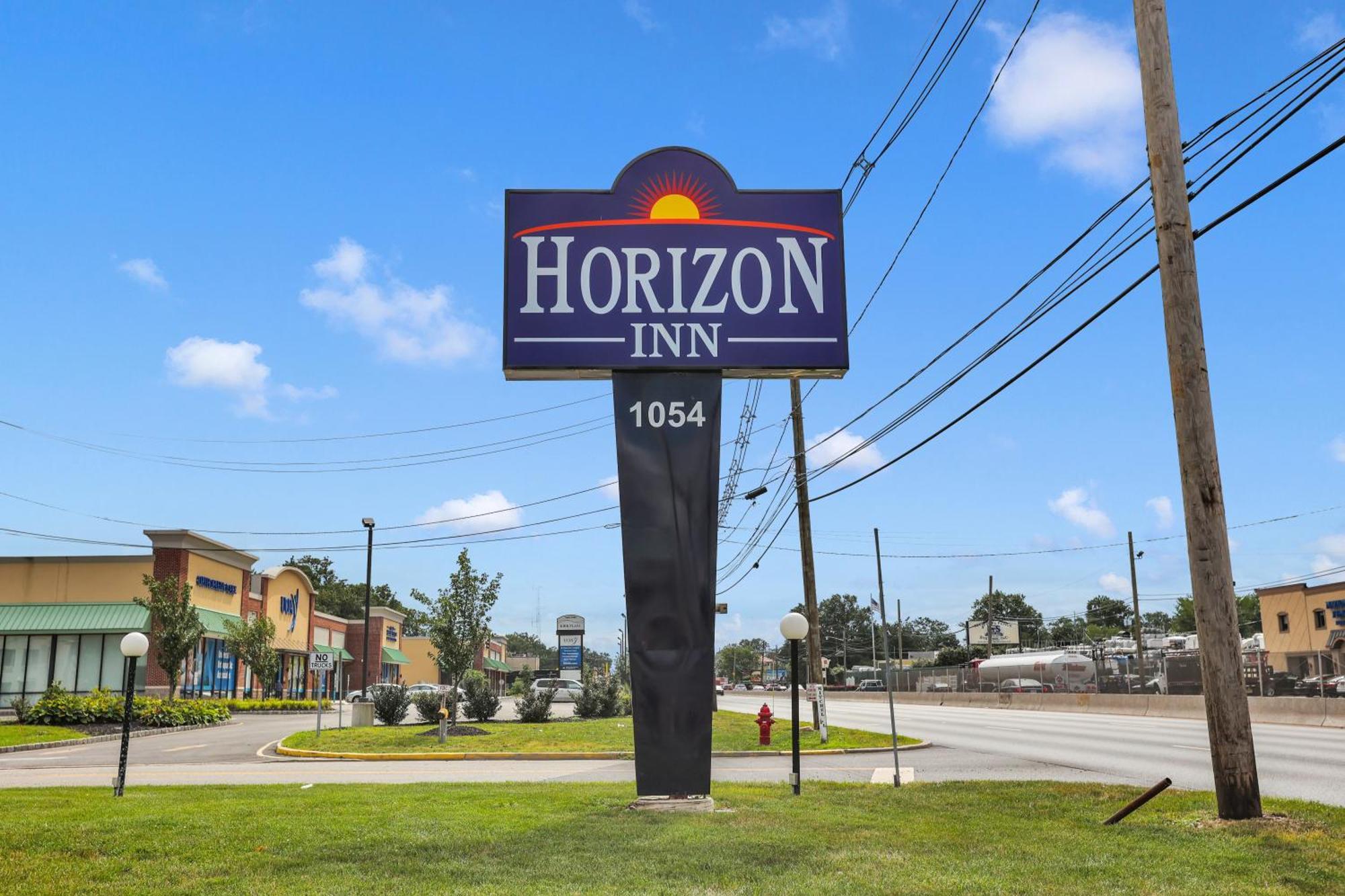 Horizon Inn Avenel Exterior photo